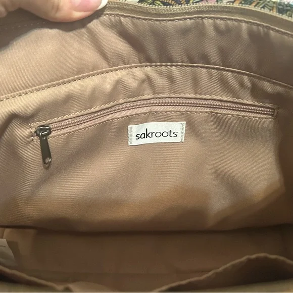 Sakroots Floral Pattern Tote with Tan Straps - Picture 4 of 5